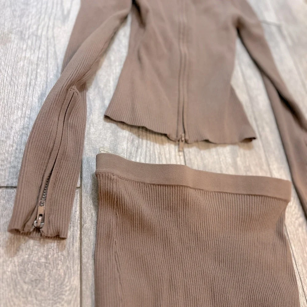 ✨NWOT” Hera Collection” Tan” Ribbed Set - Picture 9 of 10